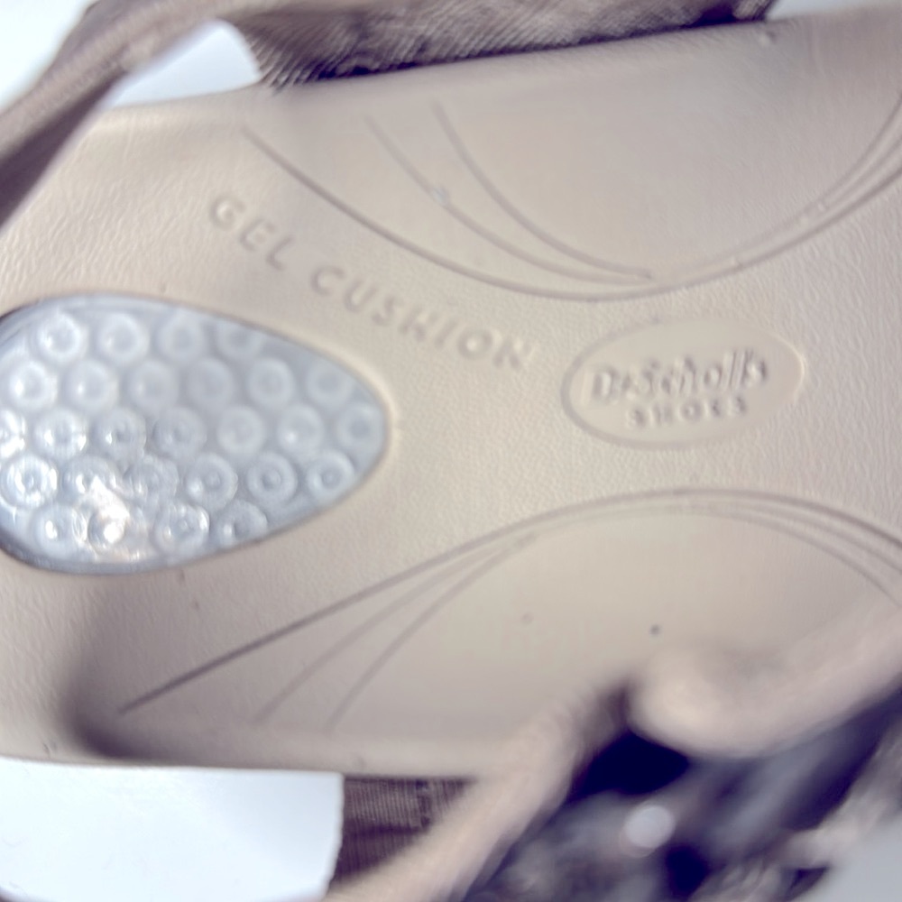 Dr Scholl’s Gel Cushion Women's Gray Sandals Size 7.5 Velcro Closure - Picture 3 of 10